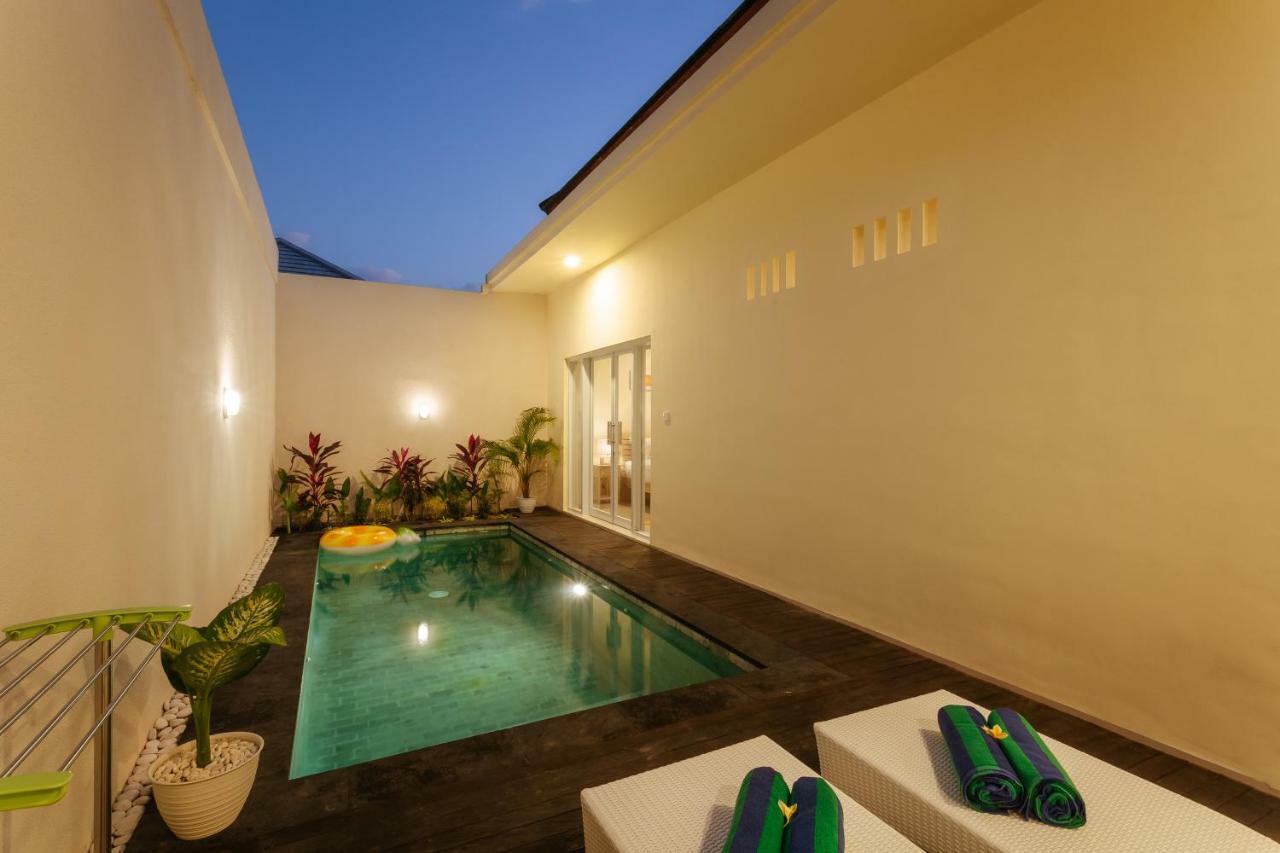 Villa Julie Seminyak  Exterior photo